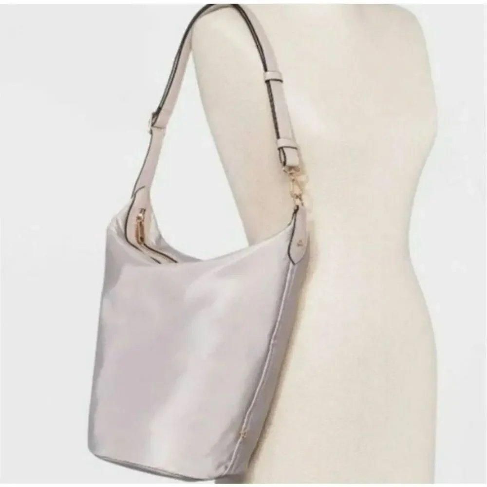 ✨A New Day Convertible Sling Handbag✨